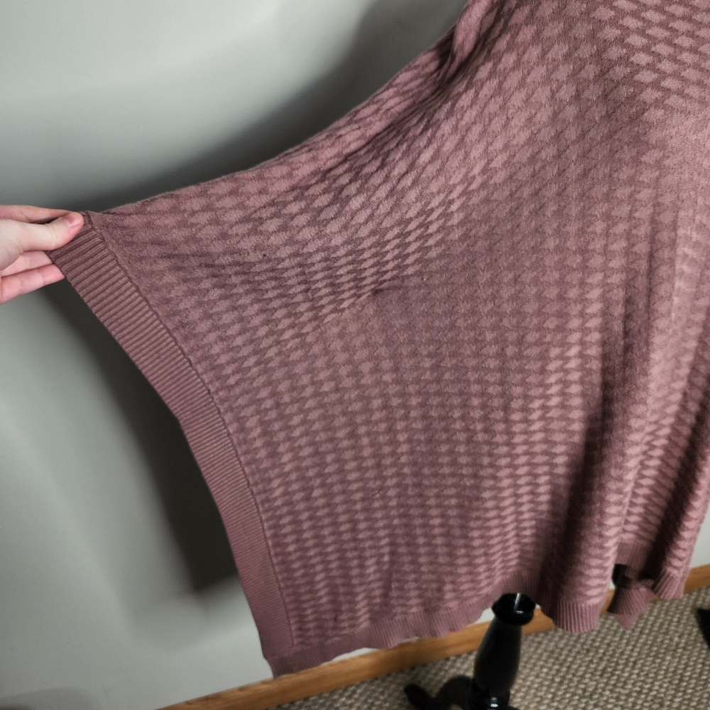 Lululemon Spanish Oak Woven Divinity Poncho - Picture 5 of 8